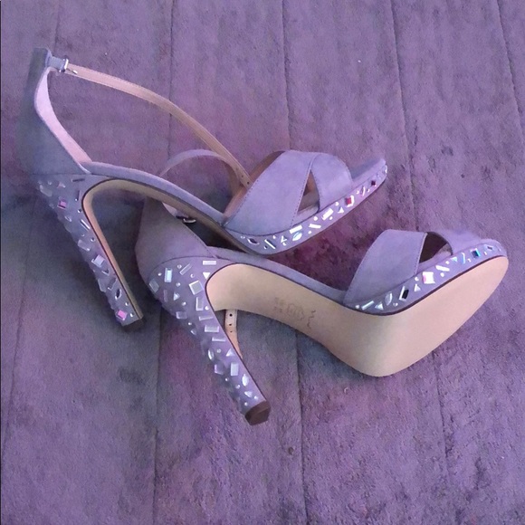 Gray Suede Dress Pumps NIB - Picture 4 of 5